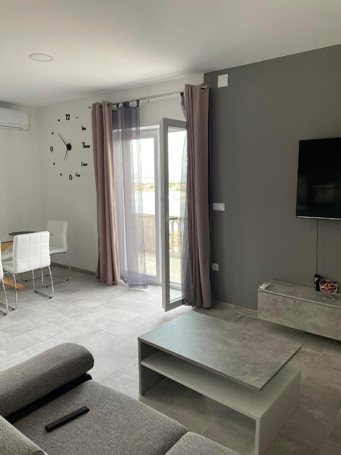 Lukoran Apartman Ivanica מראה חיצוני תמונה