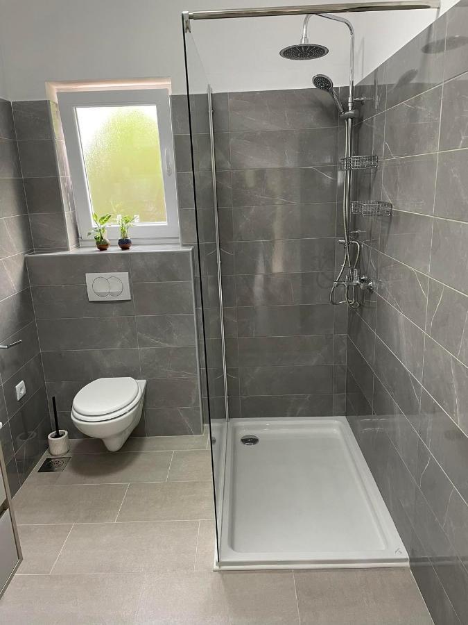 Lukoran Apartman Ivanica מראה חיצוני תמונה
